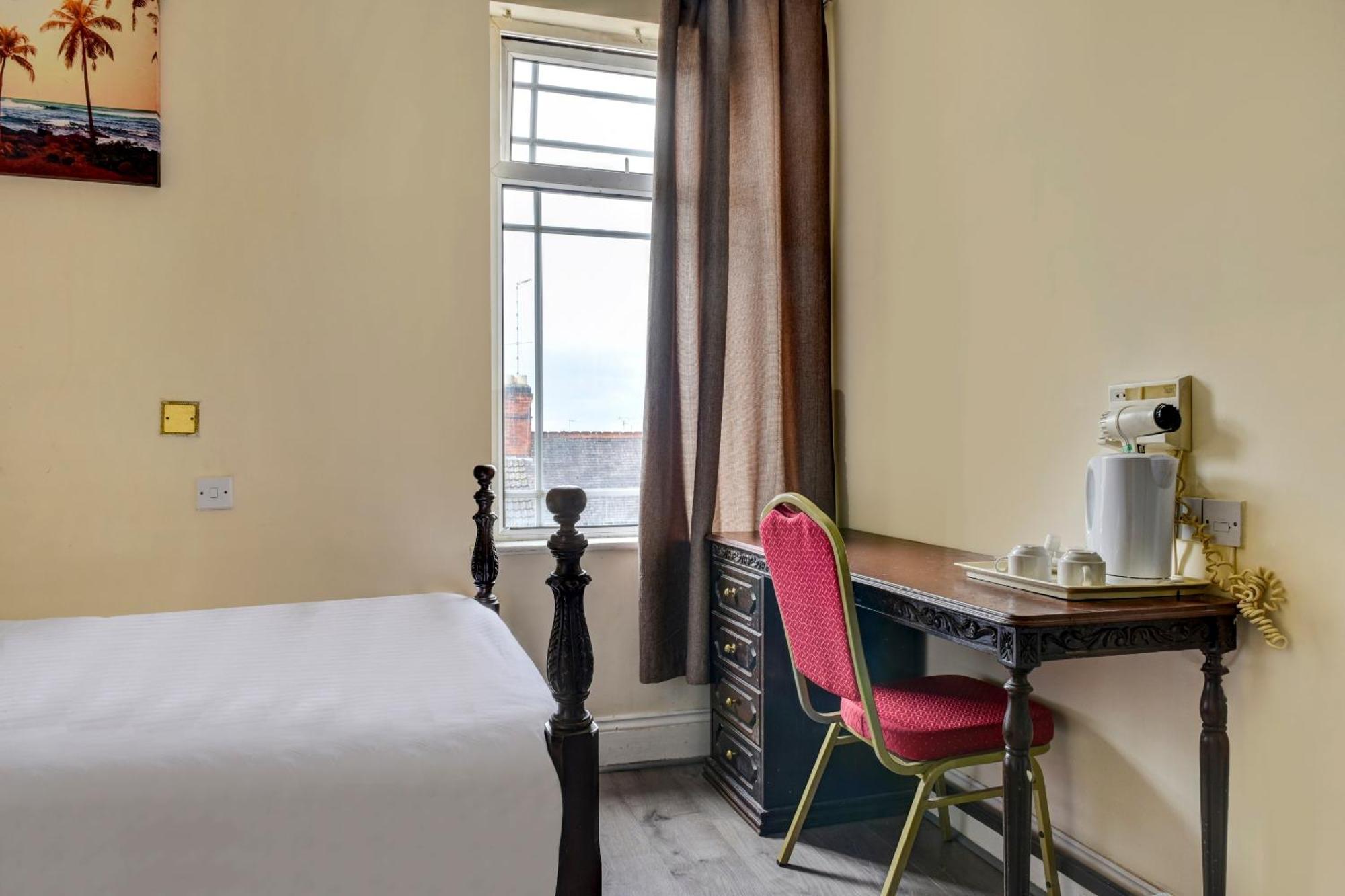 Empire Hotel Leicester Bagian luar foto
