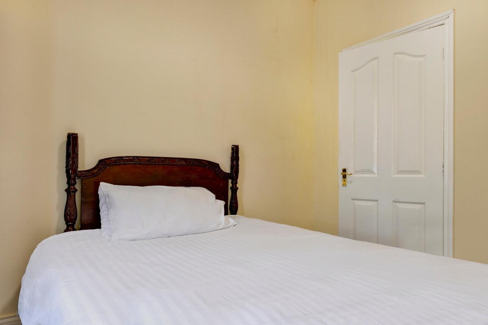 Empire Hotel Leicester Bagian luar foto